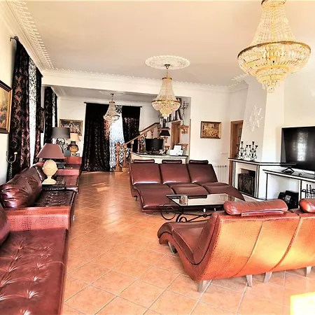 Silver Coast Pool & 别墅